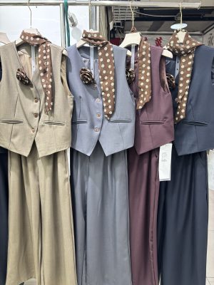 2-piece set for ladies （vest+trousers)